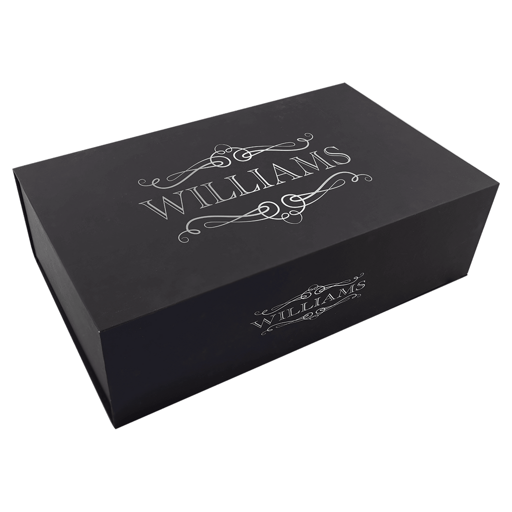 Black beer mug gift set box engraved in silver with a family name on the lid and front